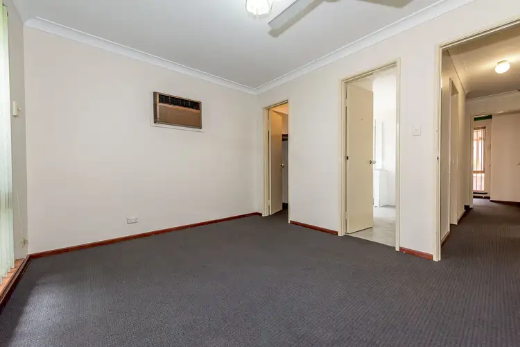 Seventh view of Homely house listing, 7 Wood Court, Leda WA 6170