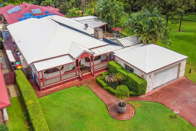 27 Cliftonville Place, Redland Bay QLD 4165