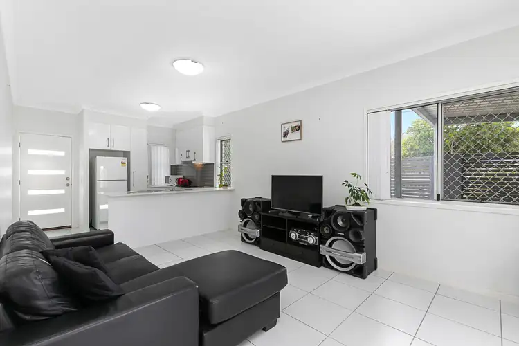 Fifth view of Homely townhouse listing, 1/180-182 Thorneside Road, Thorneside QLD 4158