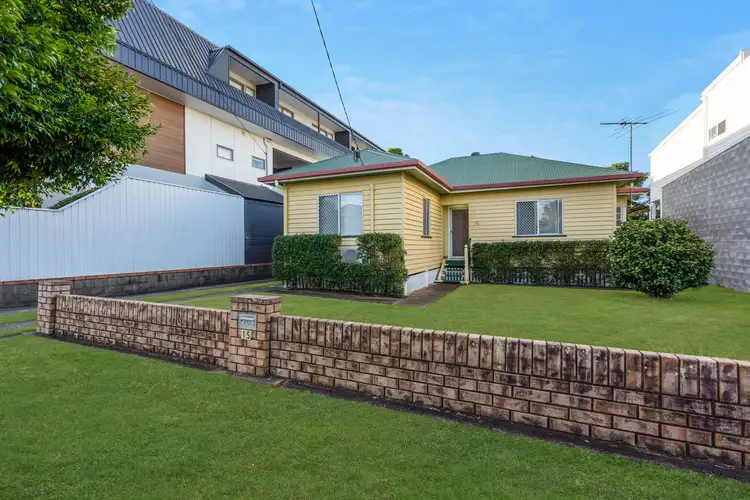 15 Mcdonald Street, Hawthorne QLD 4171