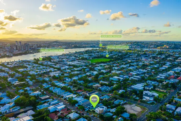 Second view of Homely house listing, 15 Mcdonald Street, Hawthorne QLD 4171