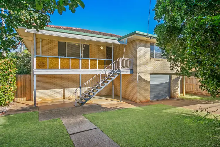 14 Christina Street, Wellington Point QLD 4160