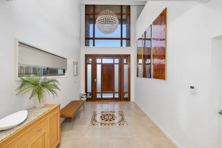 48 Gordon Street, Ormiston QLD 4160
