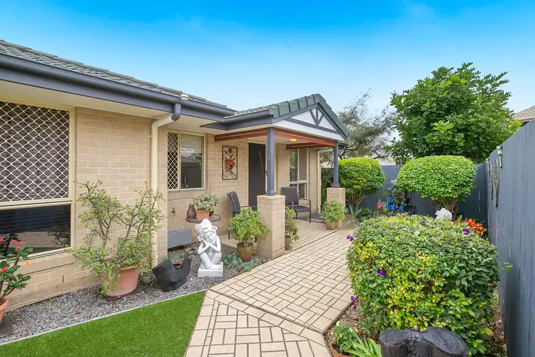 2/7 Wattle Street, Victoria Point QLD 4165