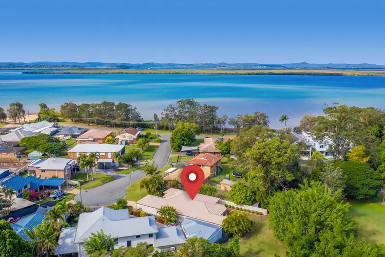 7 Sandra Court, Redland Bay QLD 4165