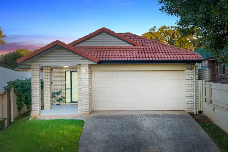 17 Myra Street, Birkdale QLD 4159