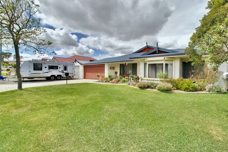 24 Lemon Gum Drive, Baldivis WA 6171