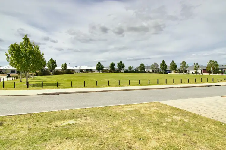 Fourth view of Homely house listing, 10 Whinhill Loop, Baldivis WA 6171