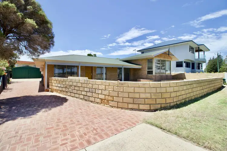 332 Safety Bay Road, Safety Bay WA 6169