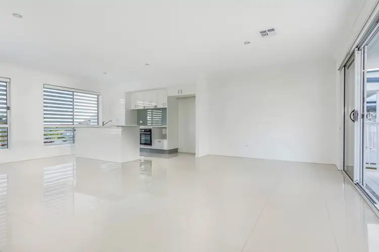 Sixth view of Homely townhouse listing, 31/400 Tingal Road, Wynnum QLD 4178