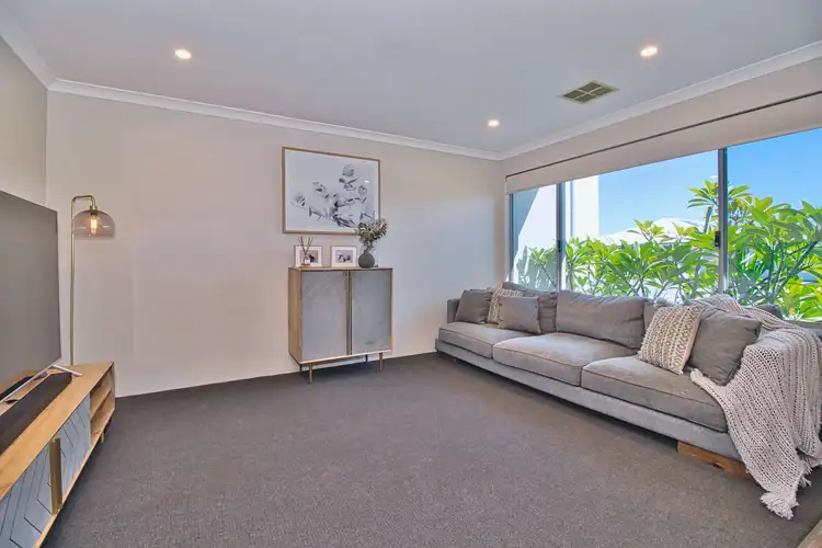 Fifth view of Homely house listing, 4 Bonnington Way, Baldivis WA 6171