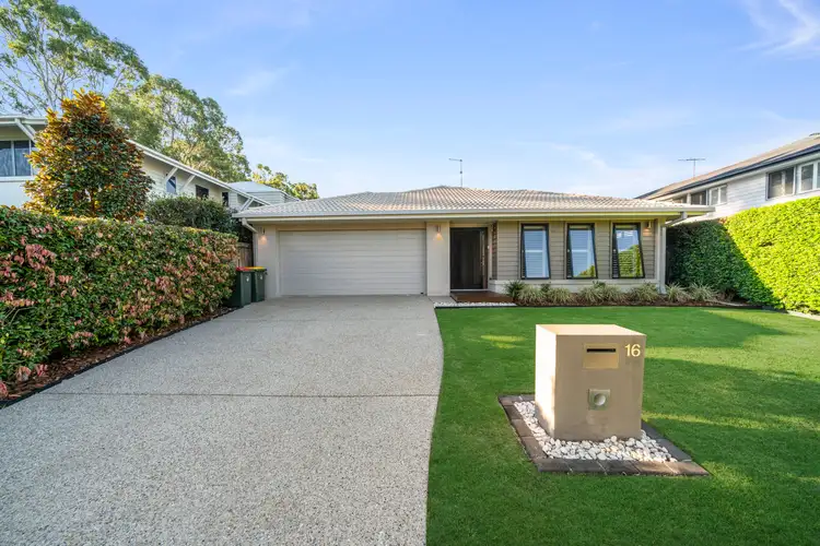 16 Feathertail Place, Gumdale QLD 4154