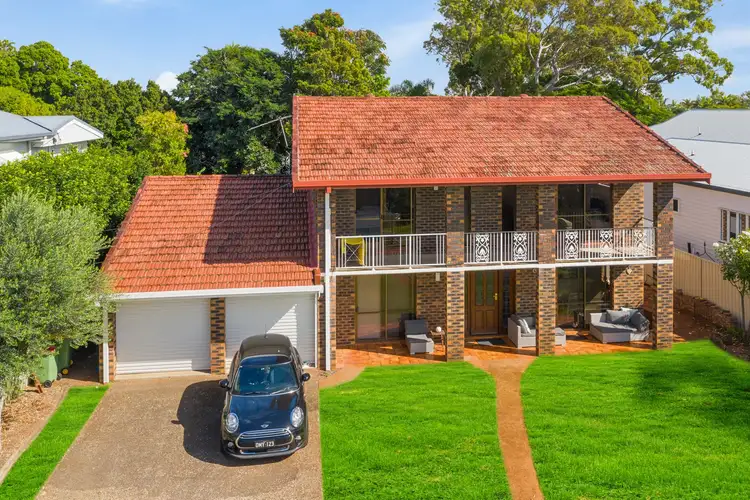 10 Esplanade, Wellington Point QLD 4160