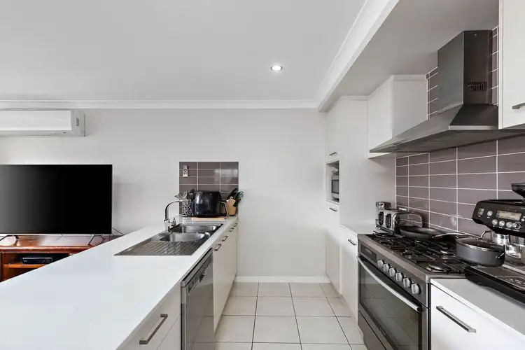 Fifth view of Homely house listing, 40 Cardwell Circuit, Thornlands QLD 4164