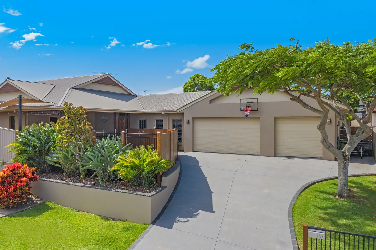 Main view of Homely house listing, 5 Newton Close, Redland Bay QLD 4165