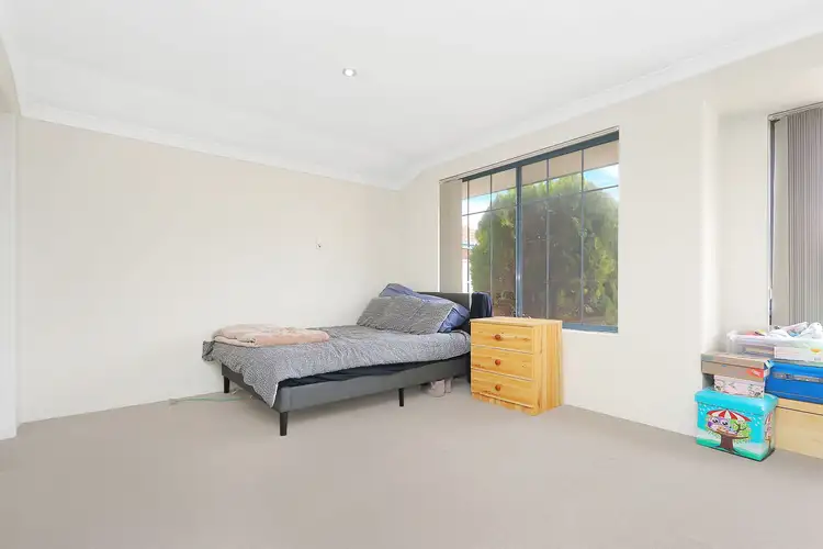 Second view of Homely house listing, 6 Coorong Turn, Warnbro WA 6169