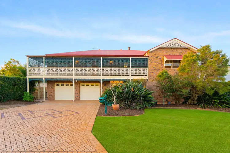 13 Waverley Court, Ormiston QLD 4160