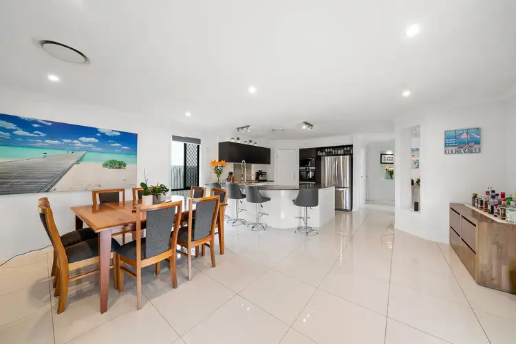 Fifth view of Homely house listing, 2 Newton Close, Redland Bay QLD 4165