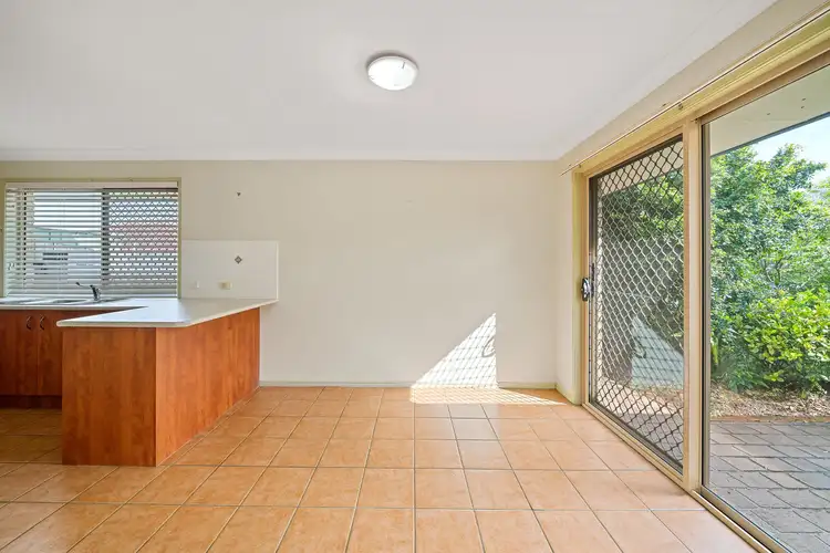 Sixth view of Homely villa listing, 1/206 West Avenue, Wynnum QLD 4178