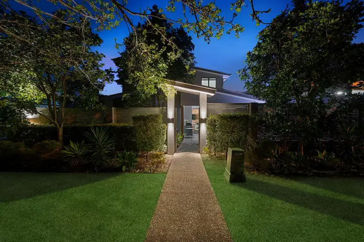 Main view of Homely townhouse listing, 16/10-12 Bainbridge Street, Ormiston QLD 4160