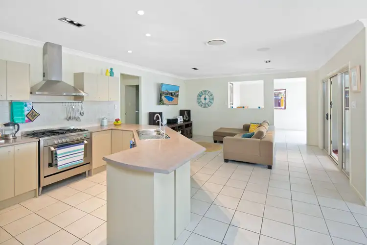 Fifth view of Homely house listing, 40 Lorikeet Drive, Thornlands QLD 4164