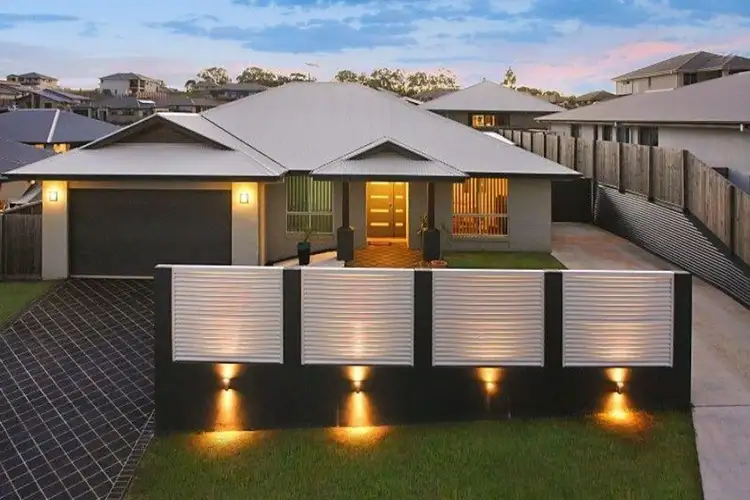 59 Aquila Street, Redland Bay QLD 4165