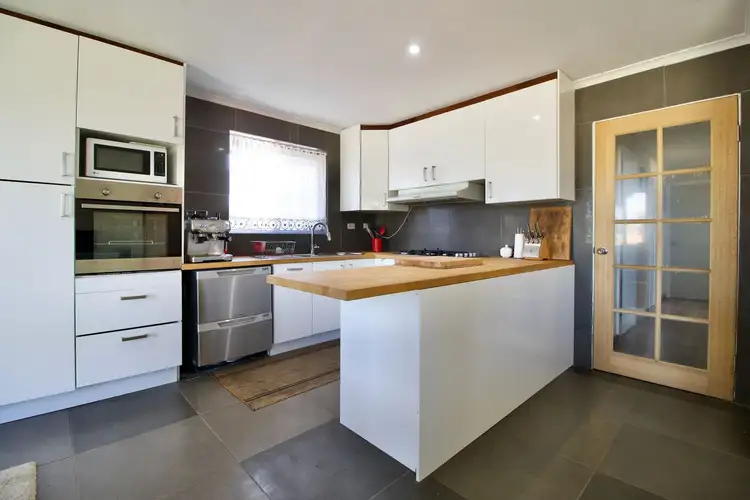 Sixth view of Homely house listing, 5 Kurrajong Place, Safety Bay WA 6169