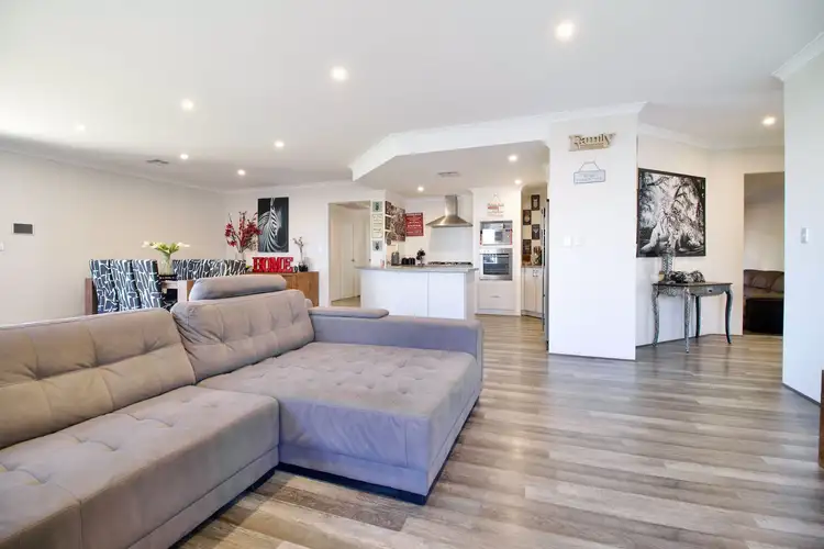32 Amazon Drive, Baldivis WA 6171