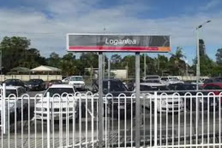 Sixth view of Homely house listing, 2 Maywood Street, Loganlea QLD 4131