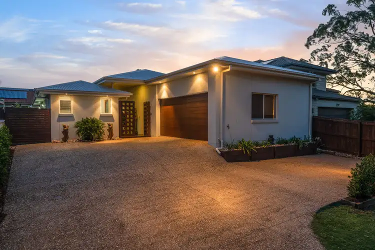 4 Pandanus Street, Birkdale QLD 4159