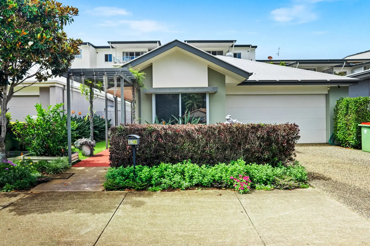 Main view of Homely villa listing, 3/10-16 Salisbury Street, Redland Bay QLD 4165