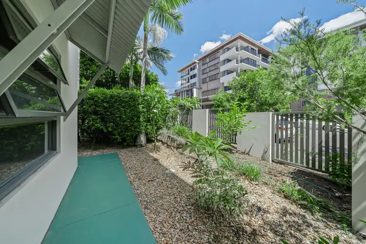 Third view of Homely unit listing, Unit 25/82 Bay Terrace, Wynnum QLD 4178