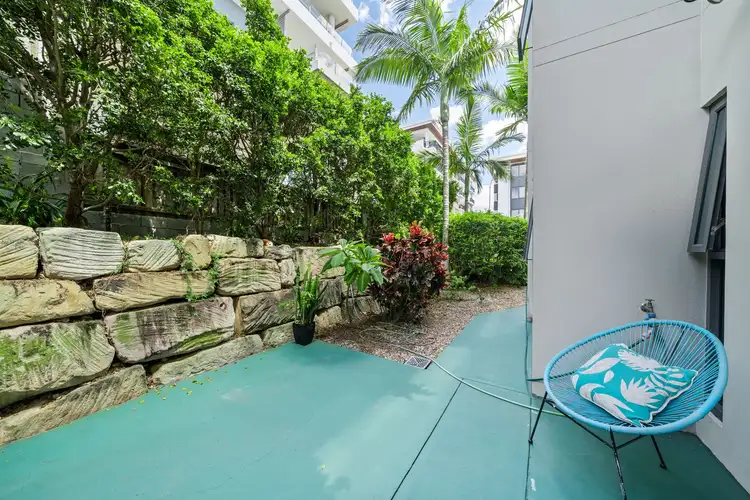 Fourth view of Homely unit listing, Unit 25/82 Bay Terrace, Wynnum QLD 4178