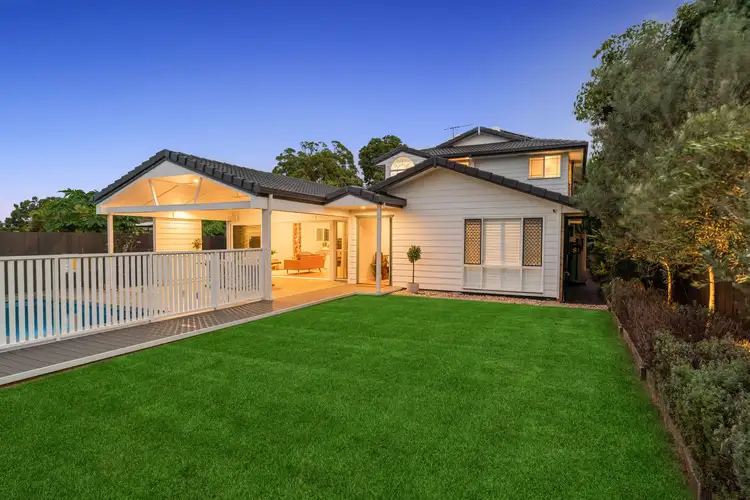 24 Oak Street, Ormiston QLD 4160