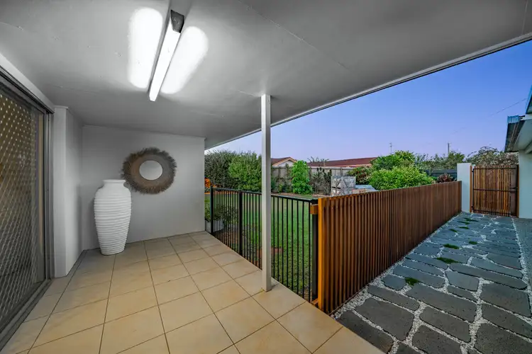 Second view of Homely house listing, 3 Katrina Court, Cleveland QLD 4163