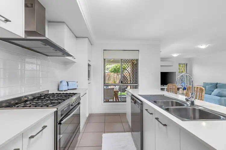 66 Carinyan Drive, Birkdale QLD 4159