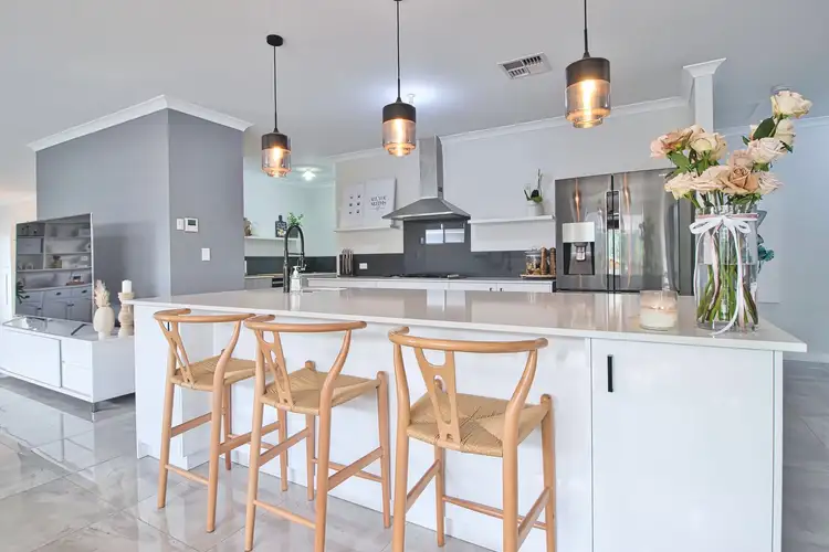 6 Peto Close, Baldivis WA 6171