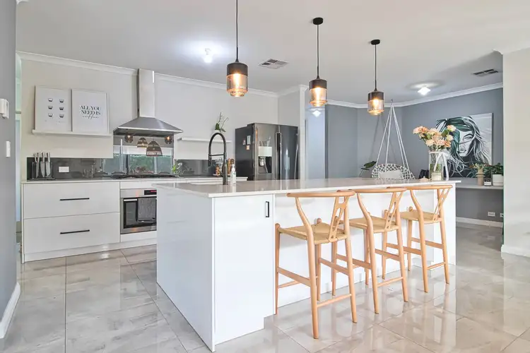 Second view of Homely house listing, 6 Peto Close, Baldivis WA 6171