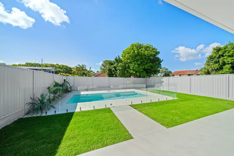 Second view of Homely house listing, 32 Ocean Street, Cleveland QLD 4163