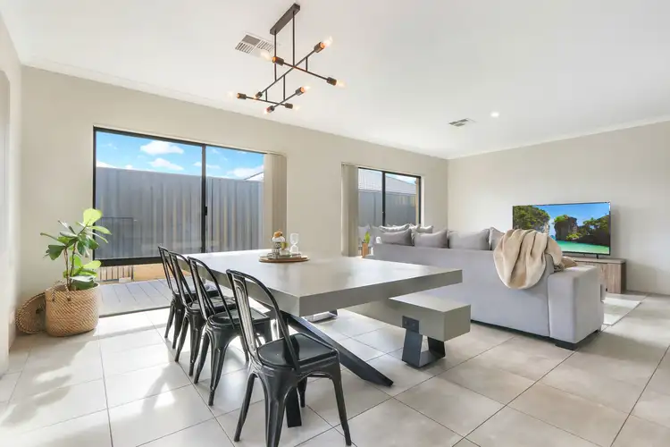 Fourth view of Homely house listing, 7 Coliban Approach, Baldivis WA 6171