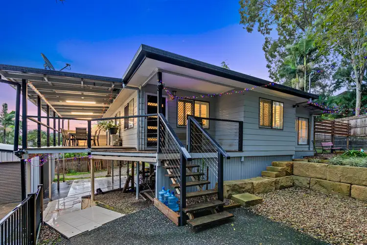 30 Latcham Drive, Little Mountain QLD 4551