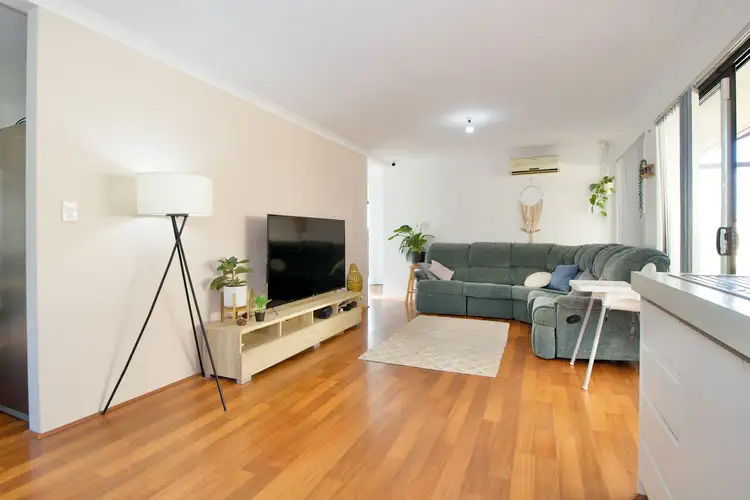 Fifth view of Homely house listing, 9 Hueston Lookout, Leda WA 6170