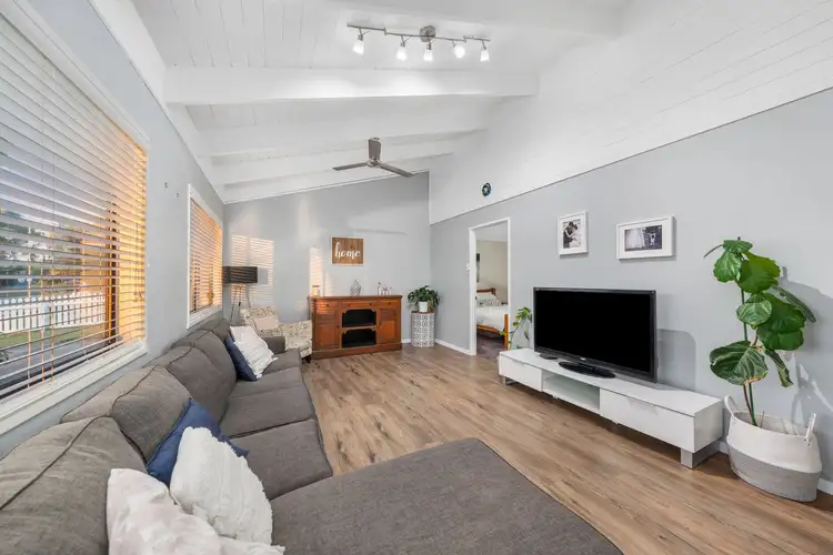 35 Waratah Avenue, Victoria Point QLD 4165