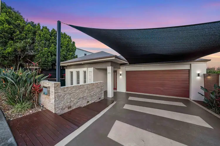 33 Cypress Street, Redland Bay QLD 4165