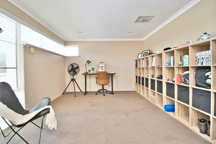 Fifth view of Homely house listing, 19 Dressage Green, Baldivis WA 6171