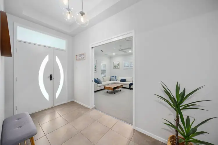 Second view of Homely house listing, 9 Eileen Close, Thornlands QLD 4164