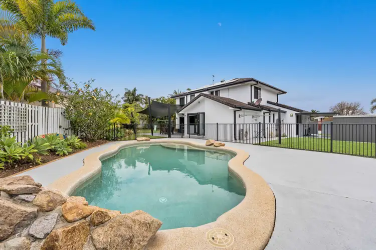 Second view of Homely house listing, 4 Tamarind Close, Thornlands QLD 4164