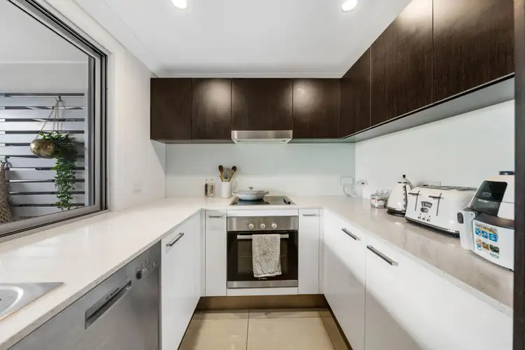 Sixth view of Homely unit listing, 8/36 Cambridge Street, Carina Heights QLD 4152