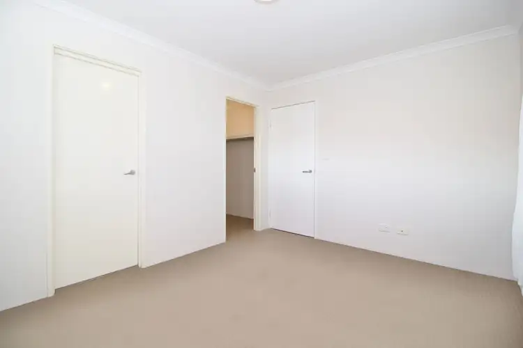 Sixth view of Homely house listing, 15 Laurina Turn, Baldivis WA 6171