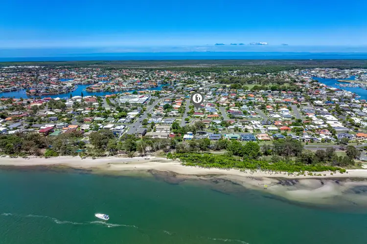 8 Green Street, Banksia Beach QLD 4507
